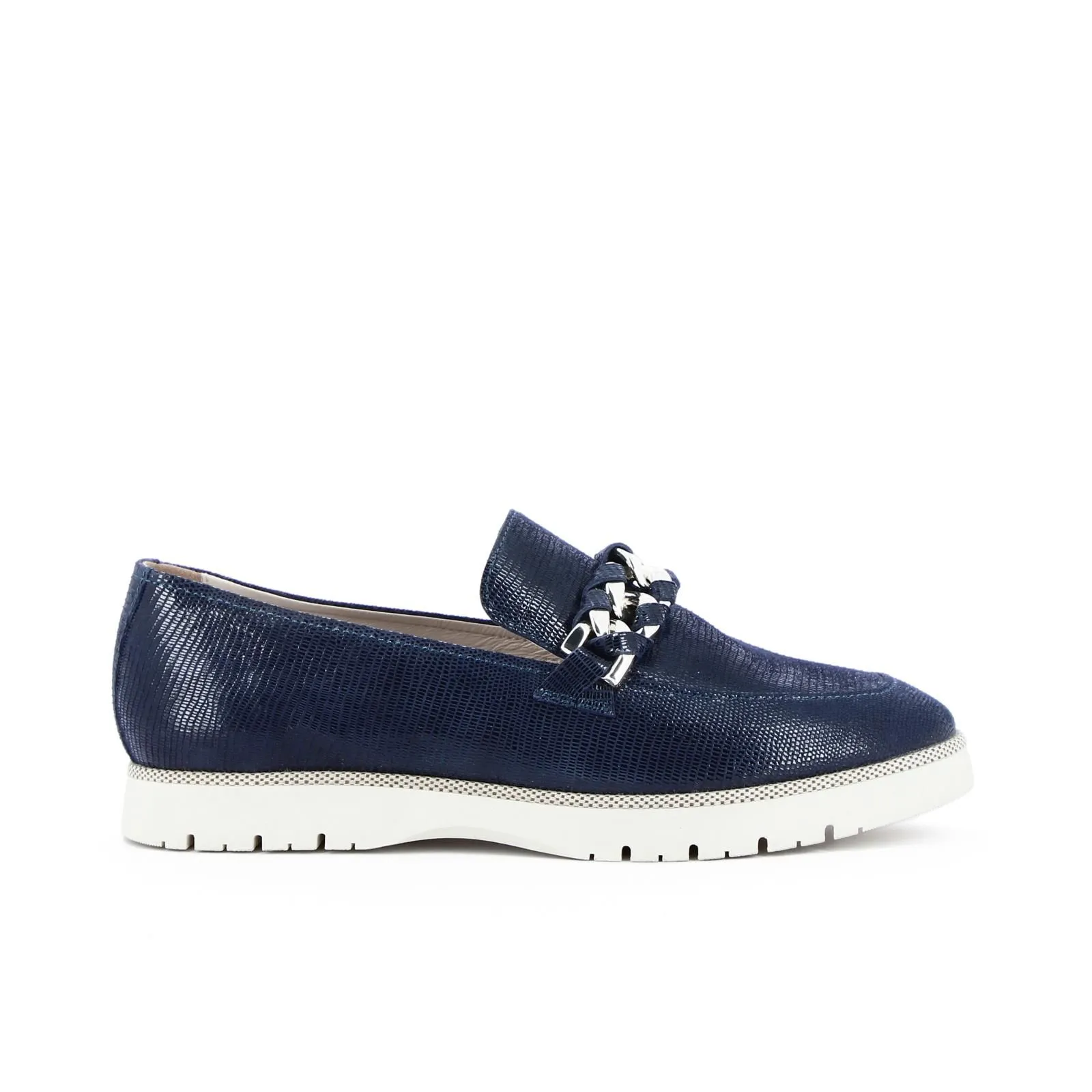 Mocassini casual blu in pelle con stampa laminata animalier e catena
