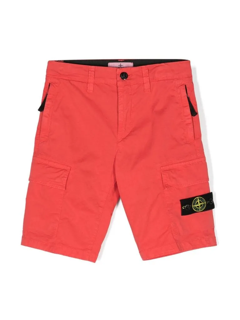stone island Bermuda con patch